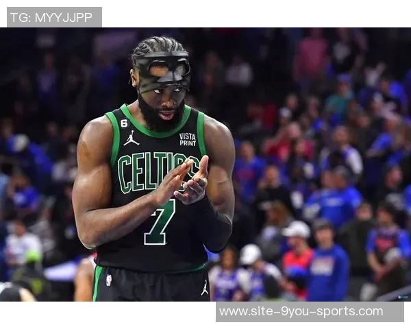 杰伦布朗打电话詹姆斯请教植发问题引发热议节目效果爆棚 杰伦布朗打电话詹姆斯请教植发问题引发热议节目效果爆棚