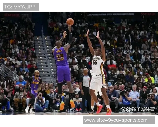 浓眉回应鹈鹕球迷嘘声表示无所谓坚持专注于比赛表现 浓眉回应鹈鹕球迷嘘声表示无所谓坚持专注于比赛表现